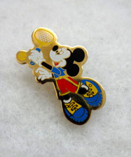 MICKEY MOUSE - Playing Tennis - Disney - PIN BADGE