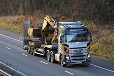 Truck Photo 12x8 - Volvo FH -