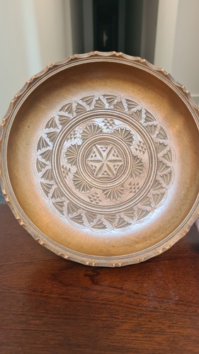 Wooden circular bowl - wooden,