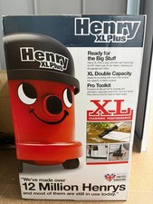 Henry Hoover XL Plus Red