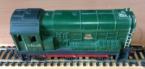 Triang diesel shunter - triang,