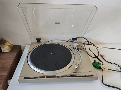 Pioneer 400 turntable - pioneer,