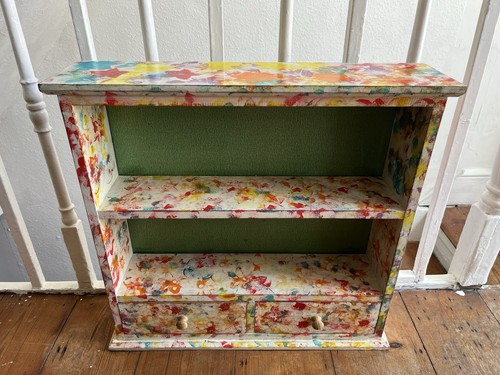Small solid wood shelves - ,