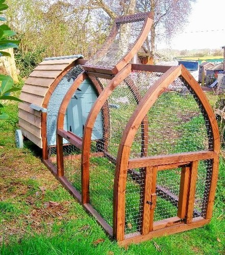 The chicken pod - pod, on