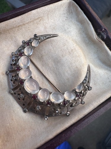 Vintage crown trifari sterling - crown,