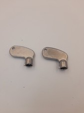 2 X PEL JOB / VOLVO 2498