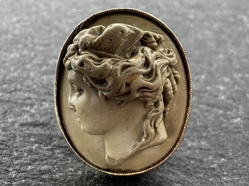Vintage 9ct gold - 9ct, lava