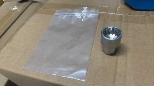 Wheel locking nut key - locking,