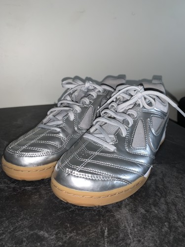 Nike gato lv8 metallic - nike,
