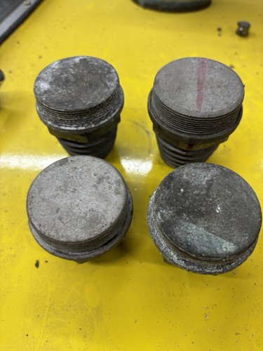 Side valve covers - valve, a