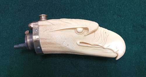Powder horn approximately - horn,