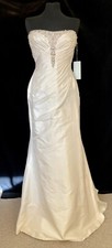 28 ⚪️ Charity by Alan Hannah  |   Size 10/12  |  Ivory Beaded Wedding Dress