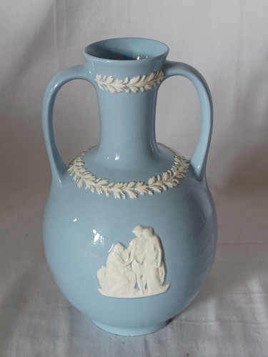 Vintage wedgewood vase - vintage, etruria