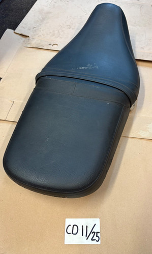 Triumph thunderbird 900 seat - 900,