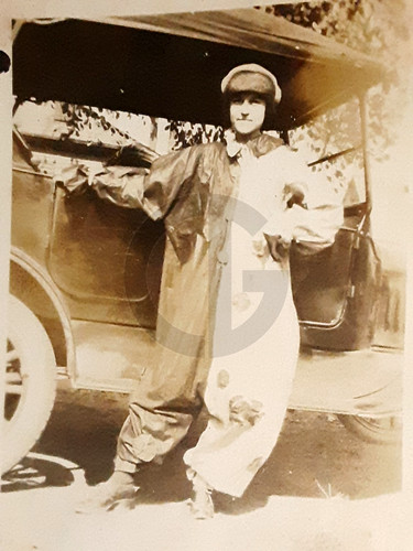 Woman clown costume outfit - clown, costume/outfit