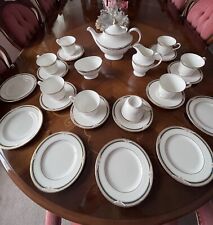 Royal Doulton Forsyth Dinner Ware 17 Pieces