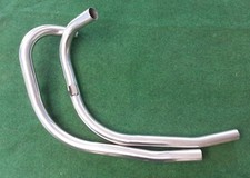 Unbalanced exhaust pipes