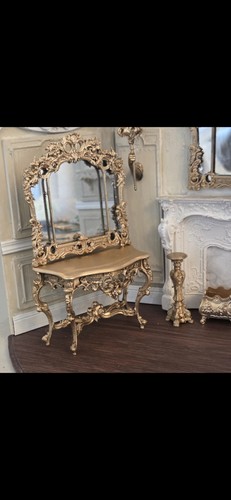 Large console mirror over - console,