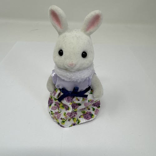 Sylvanian families emilia the - sylvanian,
