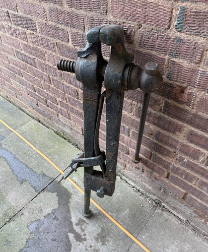 Vintage blacksmith post vice - post,