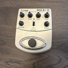 Behringer BDI21 V-Tone bass driver DI box amp modeller guitar effect pedal