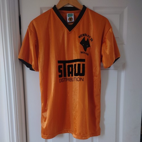 Wolverhampton wanderers retro - wolverhampton,