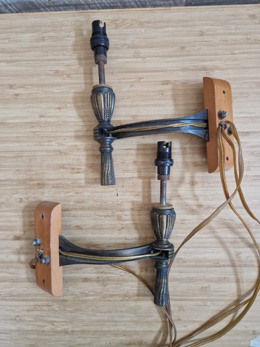 Victorian brass wall lamp - 2,