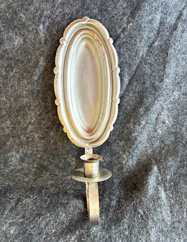 Vintage colonial style tin - colonial,