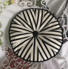 DESIGNERS GUILD FABRIC 15"
