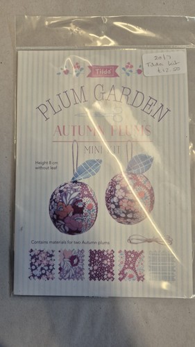 Tilda plum garden autumn - tilda, plums
