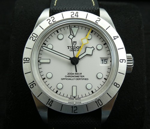 Tudor black bay pro - tudor,