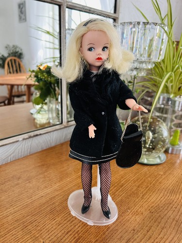 Sindy walker doll with - sindy,