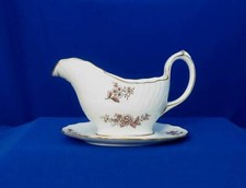 Spode Berkshire Gravy Boat attach Plate Y7370 Tournai Shape Floral England