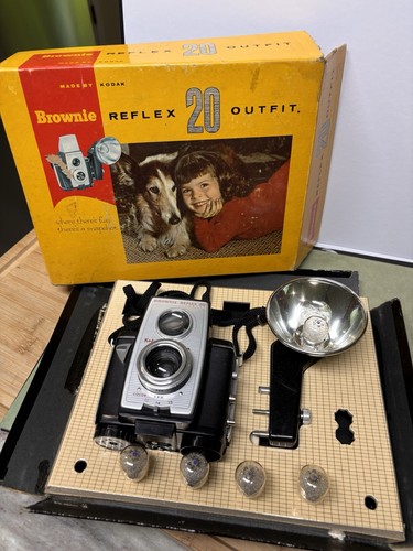 Vintage 1960 kodak - vintage, brownie