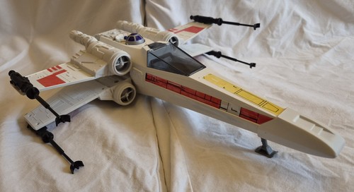 Star wars wing fighter - x-wing,