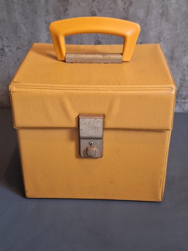 Vintage retro record - vintage/retro,