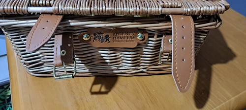 Empty luxury regency wicker - luxury,