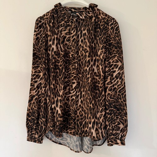 Preen next leopard - preen,