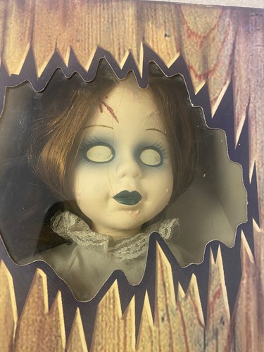 Mezco living dead doll - mezco,