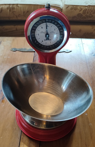 Salter red mechanical metal - salter,