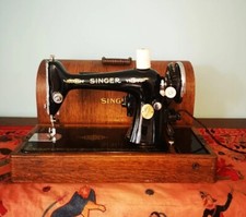 Antique Singer 66k electric sewing machine, Stunning timewarp Machine Sewing Bee