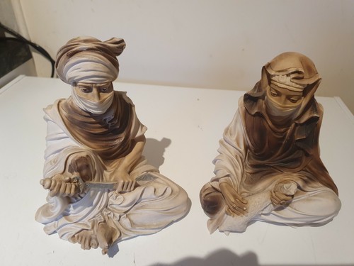 Pair vintage figurine s - , figurine`s