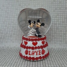 Disneyland Paris Musical Snowglobe Wedding Mickey Minnie Mouse Love Wind Up Gift