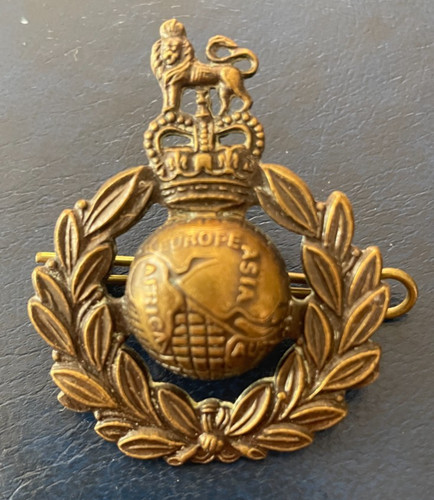 100 genuine post ww2 royal - 100%,