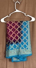 Women Dupatta Bandhani Art