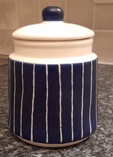 JEFF BANKS DESIGNER POUR LA