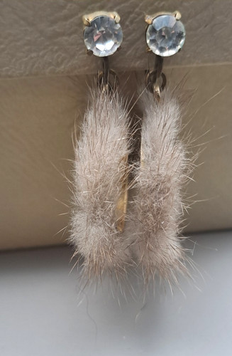 1950s fur hoop - 1950s, earrings
