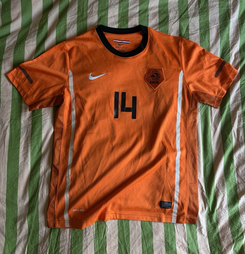Netherlands home football - home,