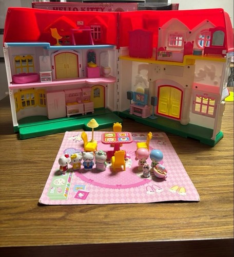 Sanrio hello kitty dollhouse - sanrio,