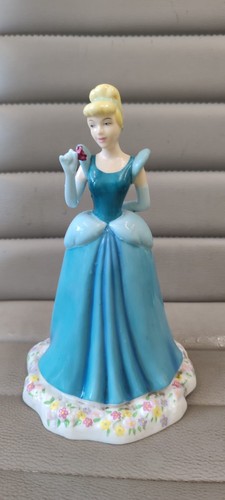 Royal doulton disney showcase - disney,